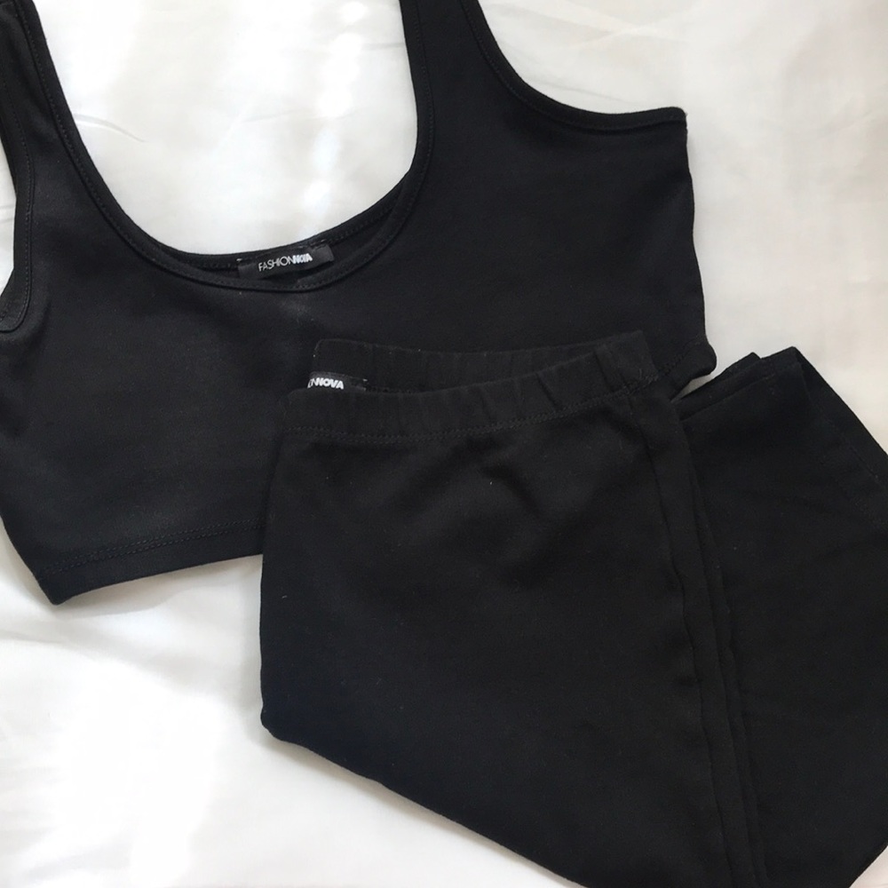 FashionNova Bondoc Biker Short Set